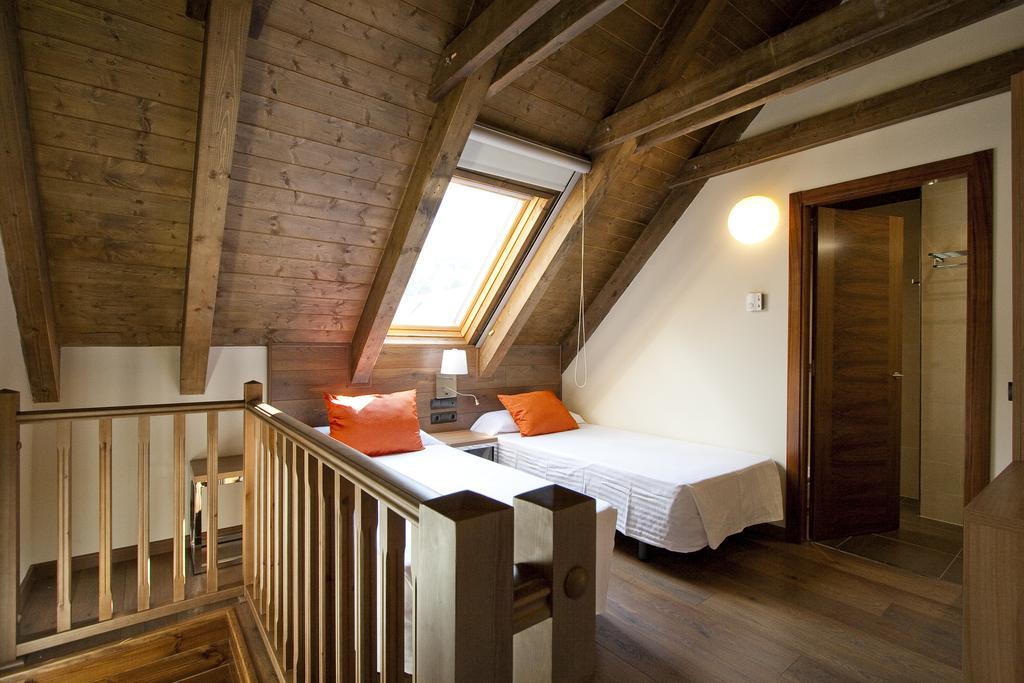 Nubahotel Vielha Room photo